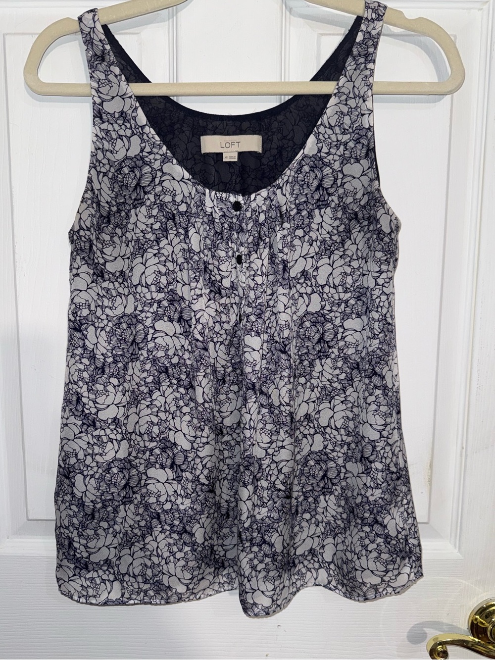 LOFT Blue & White Floral Scoop Neck Sleeveless Top